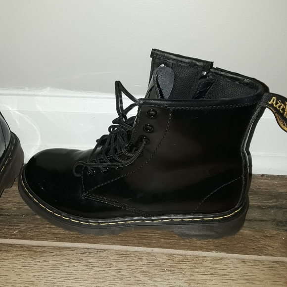 DR. MARTENS - Picture 2 of 8